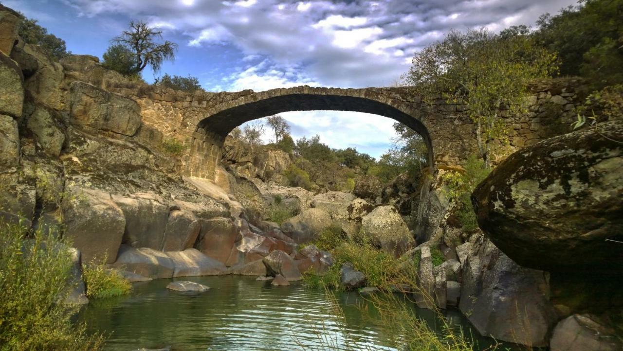La Costanilla De Los Angeles Navalcan Extérieur photo